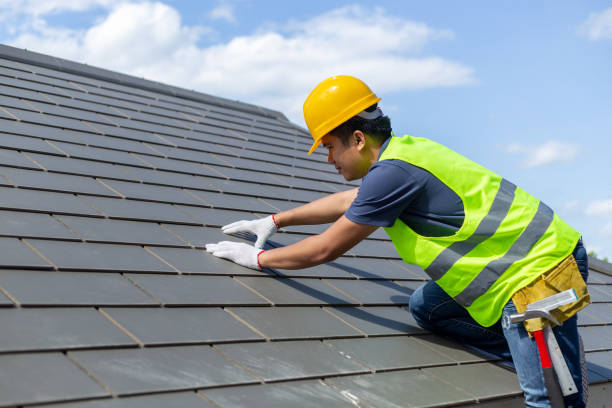 Best Roof Gutter Cleaning  in Bedminster, NJ